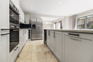 Kitchen- click for photo gallery